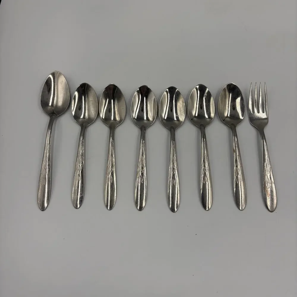 Vintage Walco Utica Stainless Flatware Floral Pattern Lot 8 Spoons Fork